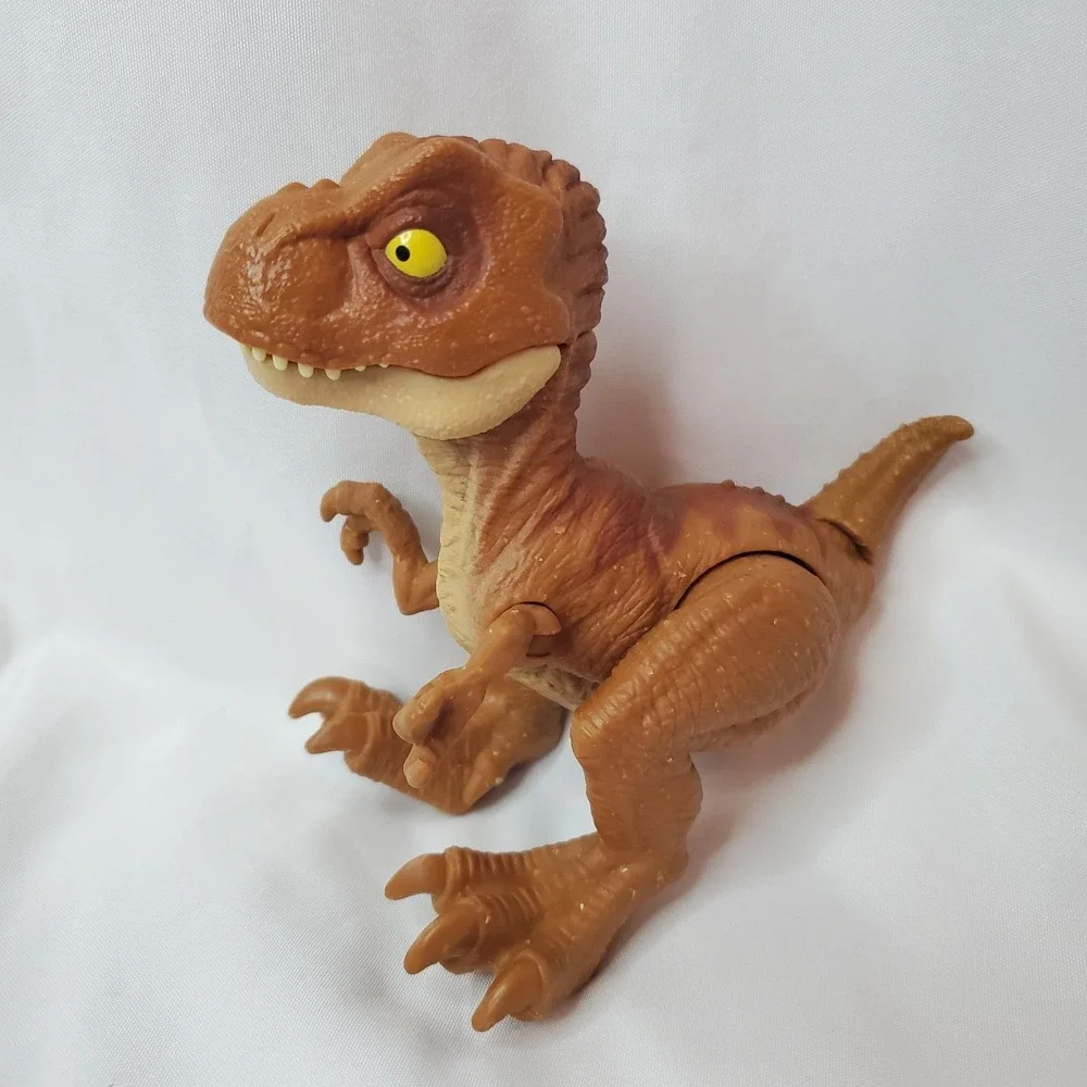 JURASSIC WORLD HATCH N PLAY Baby TYRANNOSAURUS‎ REX FIGURE